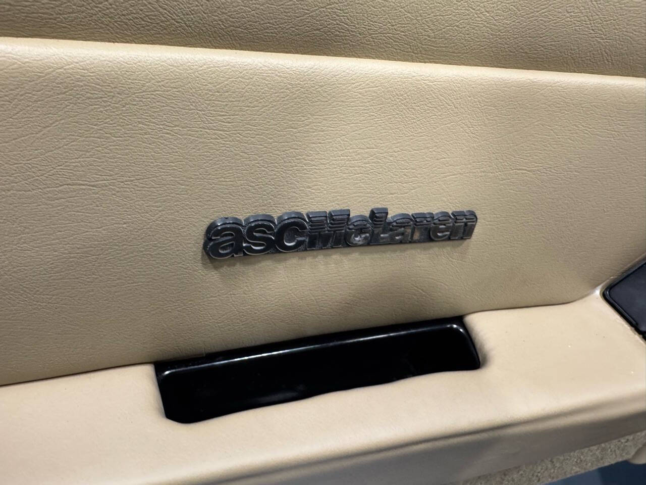 1988 Ford Mustang 63