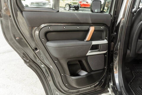 2023 Land Rover Defender 110 S