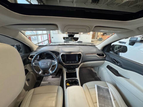 2021 GMC Acadia Denali