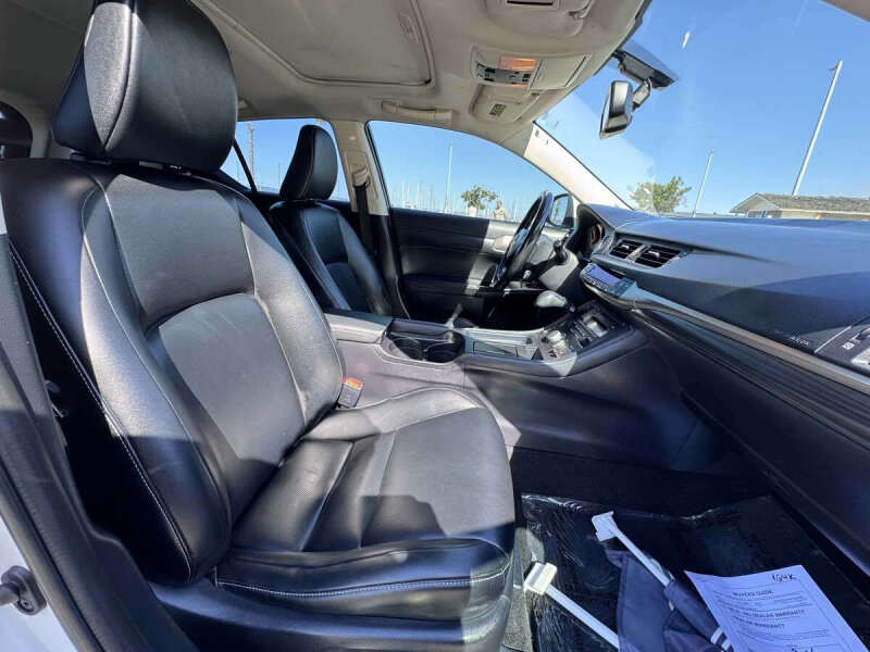 2017 Lexus CT 200h