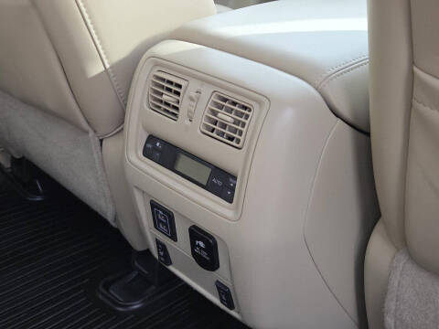 2018 Nissan Pathfinder Platinum