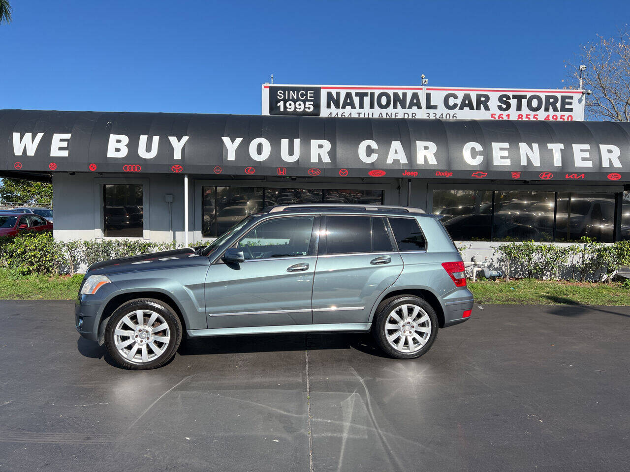 2012 Mercedes-Benz GLK  - $11,900