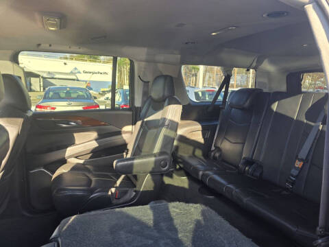 2017 Cadillac Escalade ESV Luxury