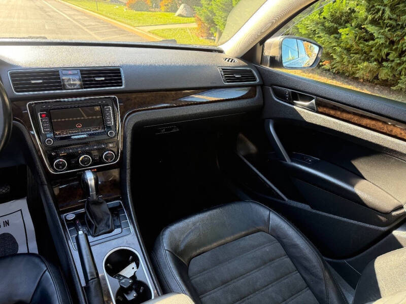 2015 Volkswagen Passat 2.0L TDI SEL Premium