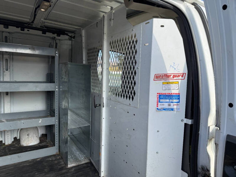 2017 Chevrolet Express 2500