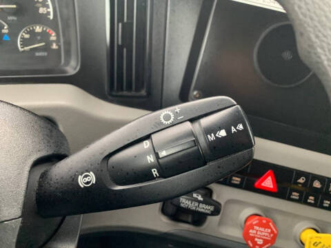 2019 Freightliner CASCADIA 126