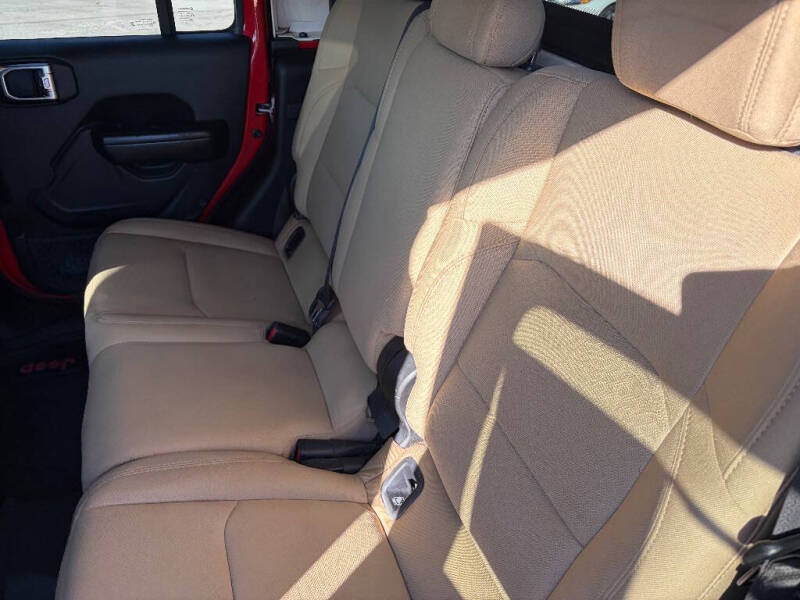 2020 Jeep Gladiator Sport