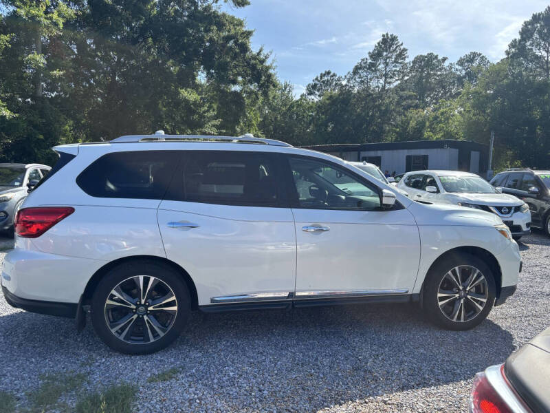 2017 Nissan Pathfinder Platinum