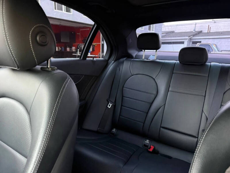 2016 Mercedes-Benz C-Class