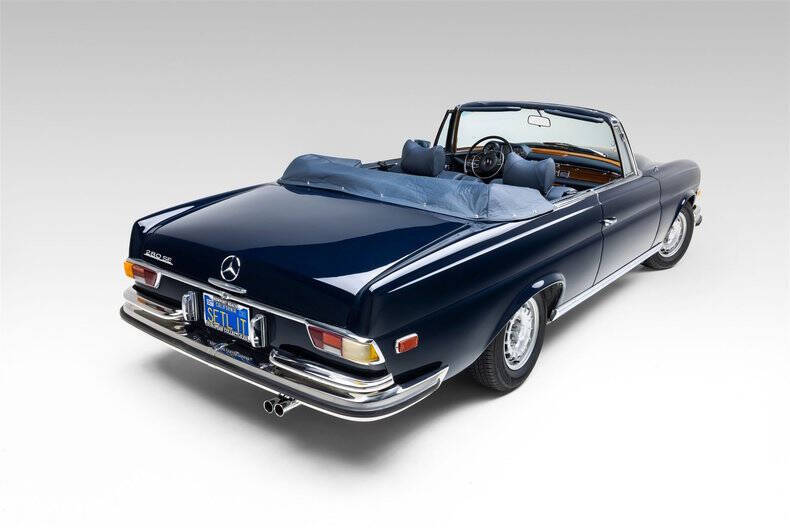 1969 Mercedes-Benz 280-Class