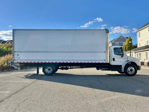 2018 Freightliner M2 106