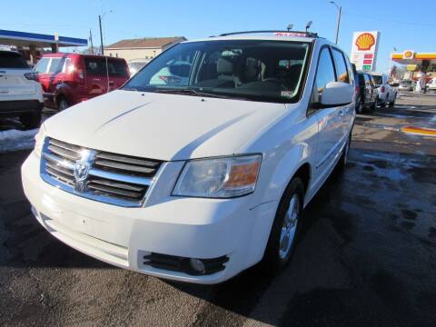 2010 Dodge Grand Caravan for sale at PLATINUM AUTO SALES in Dearborn MI