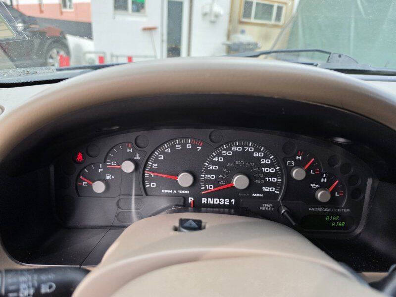 2004 Ford Explorer Eddie Bauer