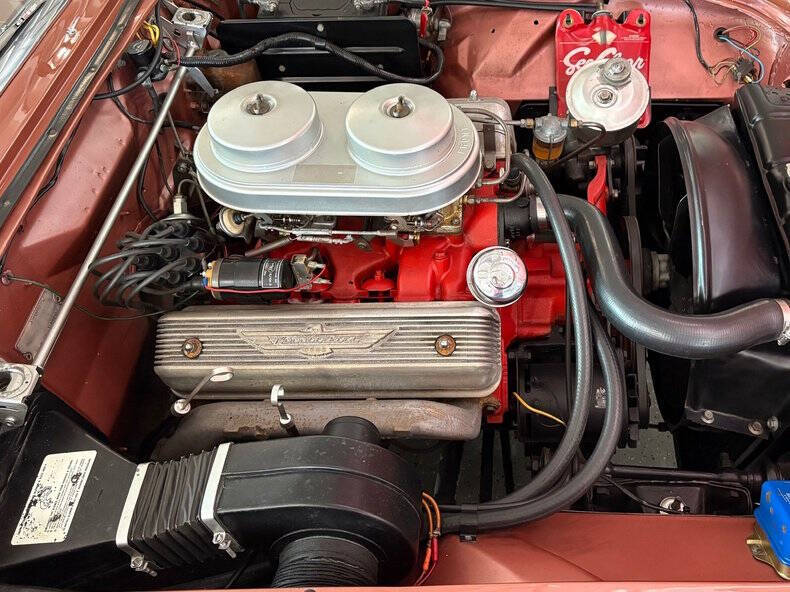 1957 Ford Thunderbird