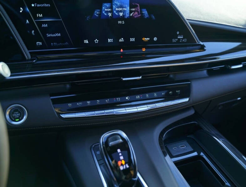 2022 Cadillac Escalade Premium Luxury