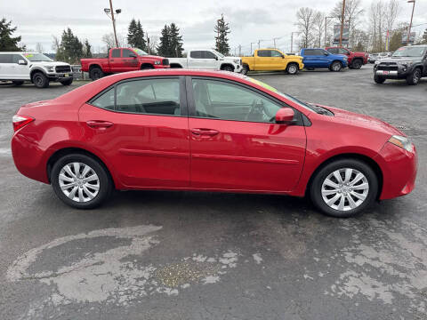 2016 Toyota Corolla LE