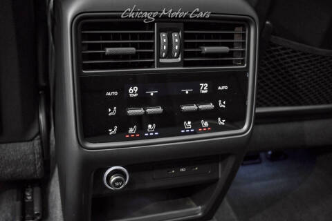 2025 Porsche Cayenne GTS