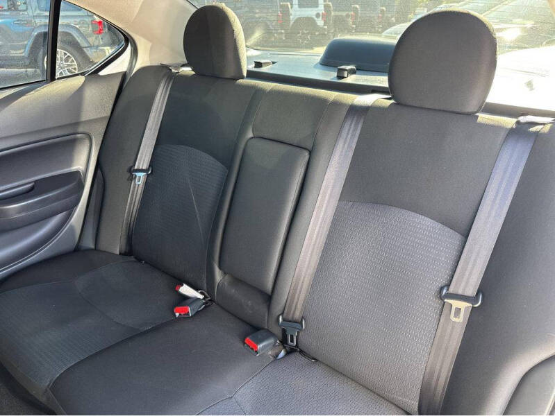 2024 Mitsubishi Mirage G4 LE