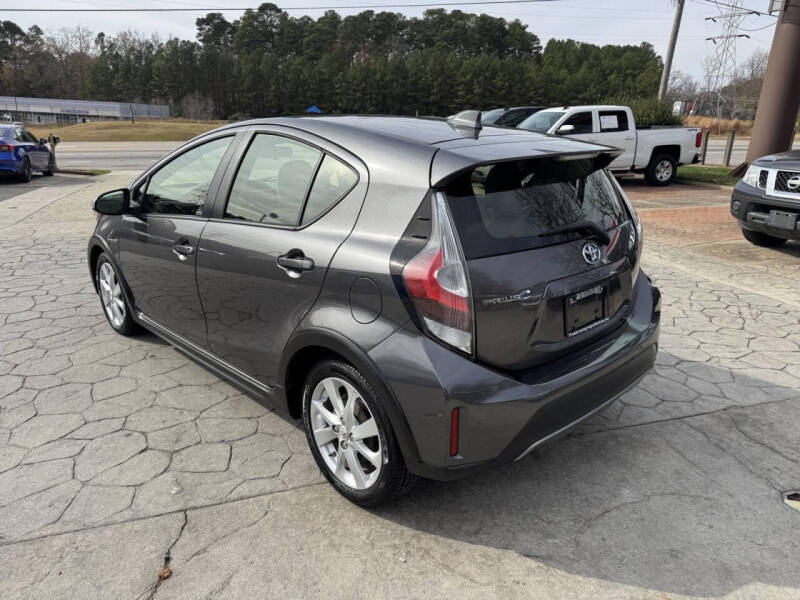 2018 Toyota Prius c Four