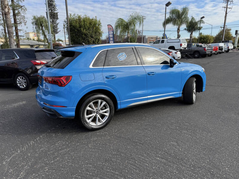 2022 Audi Q3 quattro S line Premium 45 TFSI