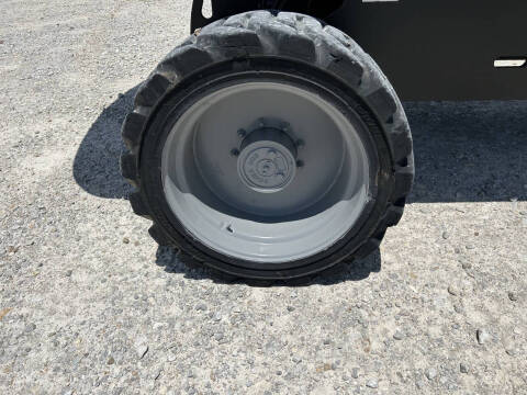 2017 Genie 65' Manlift