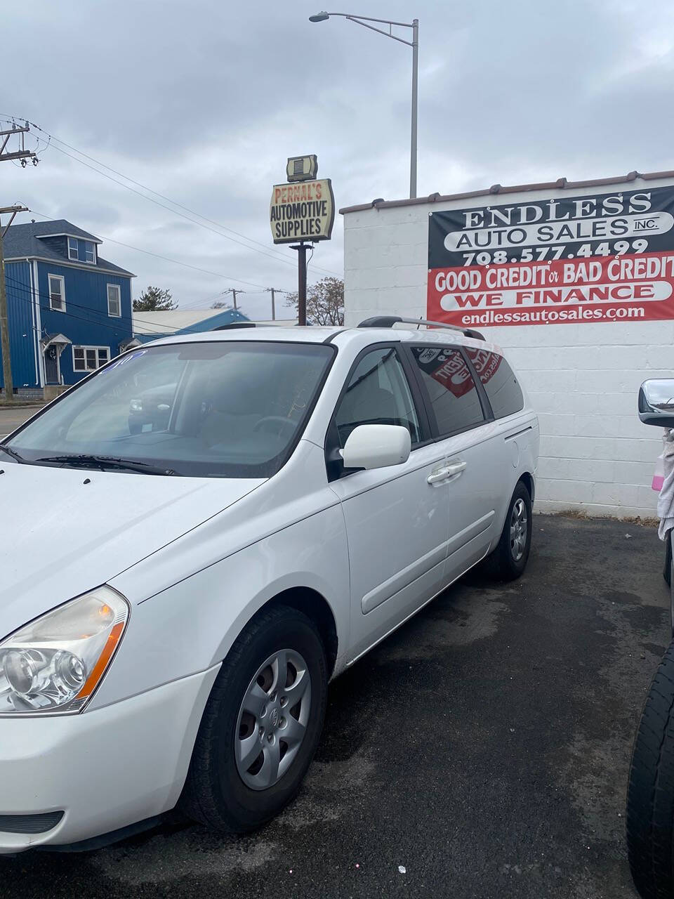 2010 Kia Sedona for sale at Endless auto in Blue Island, IL