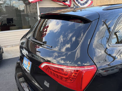 2012 Audi Q5 3.2 quattro Premium Plus