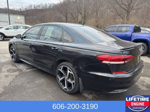 2021 Volkswagen Passat R-Line