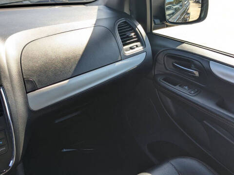 2017 Dodge Grand Caravan GT