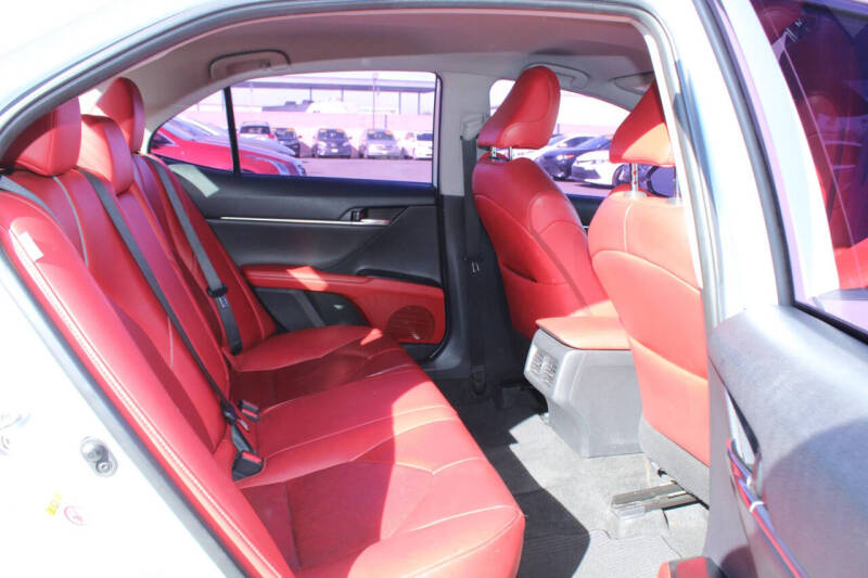 2019 Toyota Camry XSE