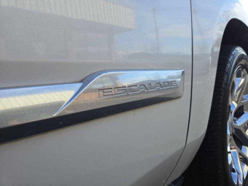 2018 Cadillac Escalade Platinum