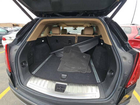 2022 Cadillac XT5 Premium Luxury