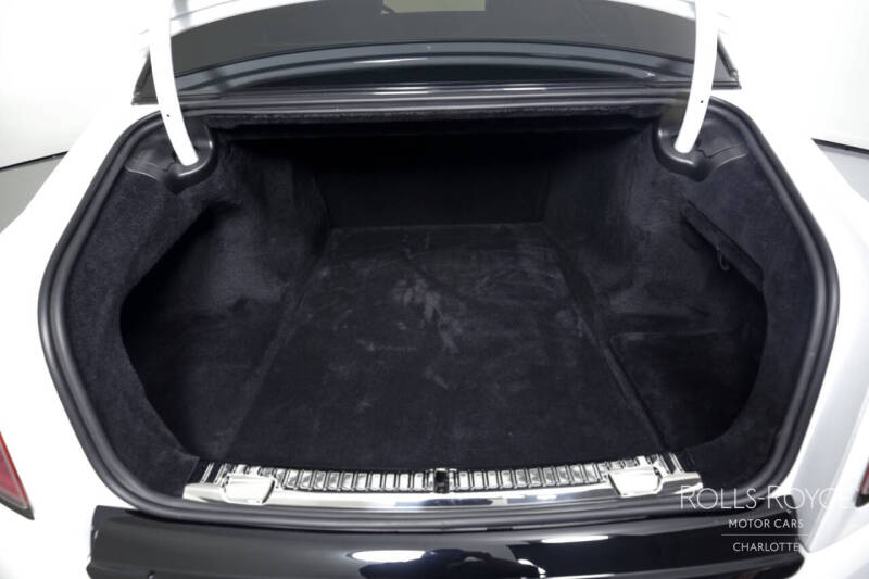 2022 Rolls-Royce Phantom EWB