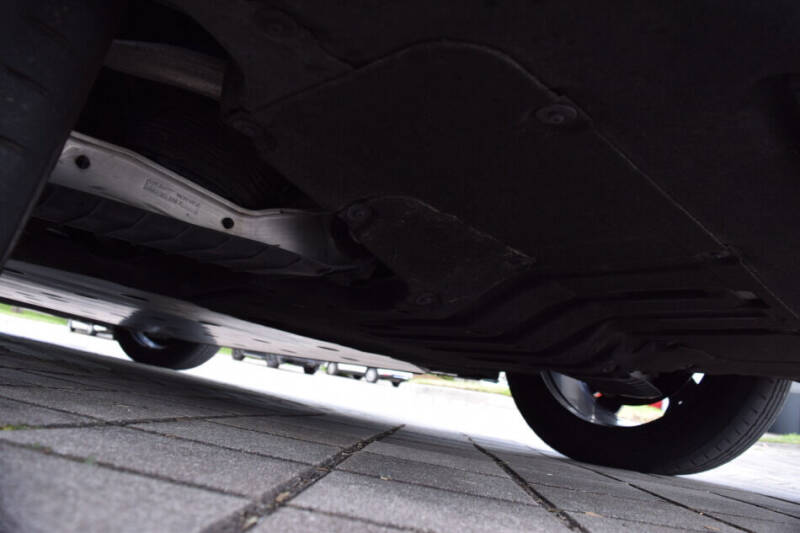 2022 Audi e-tron quattro Premium