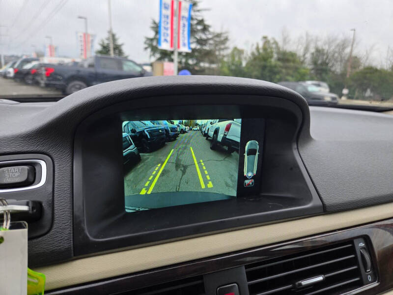 2016 Volvo XC70 T5 Platinum