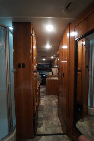 2018  Forest River  Coachmen Leprechaun