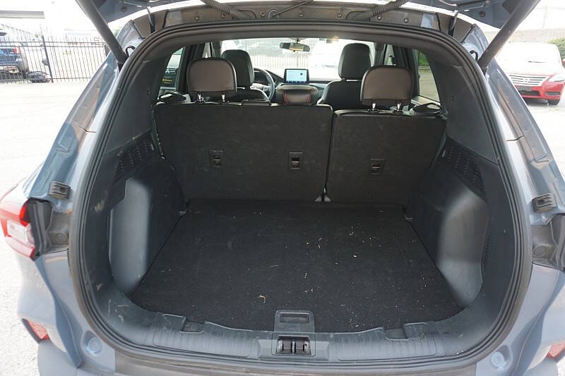 2025 Ford Escape ST-Line Select