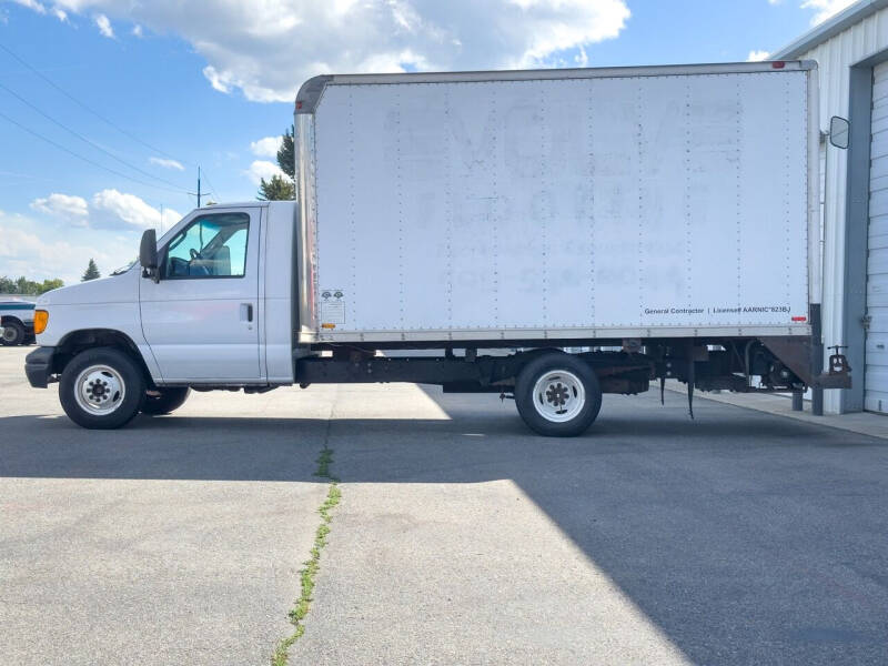 2006 Ford Econoline null photo 10