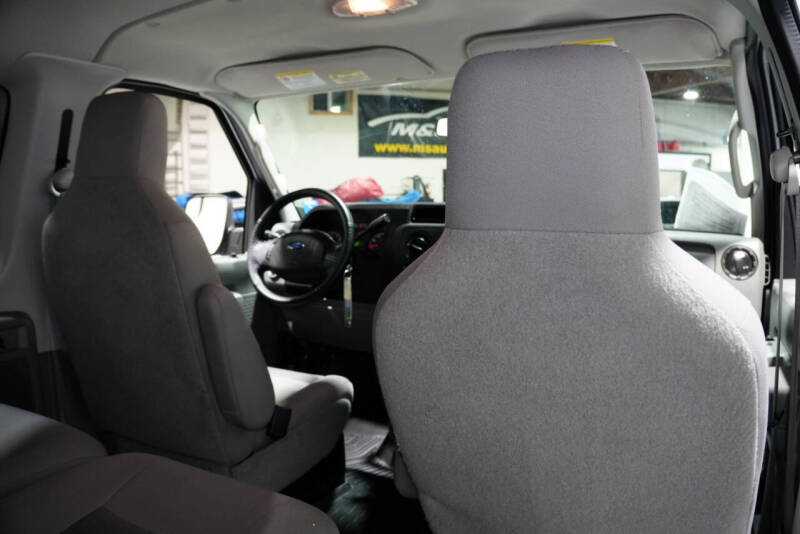 2014 Ford E-Series E-150 XLT