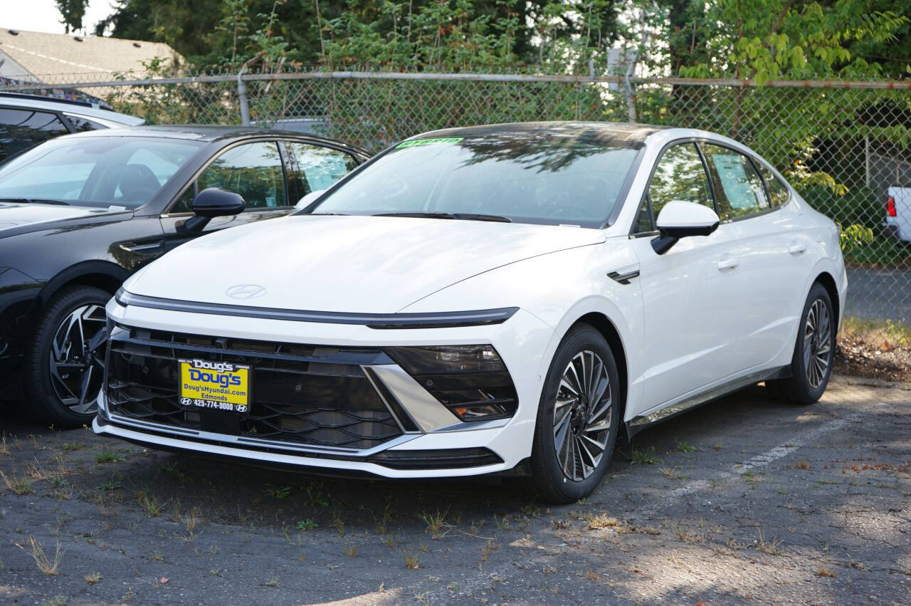 2024 Hyundai SONATA Hybrid for sale at Michael Wilson Hyundai Consulting in Edmonds, WA