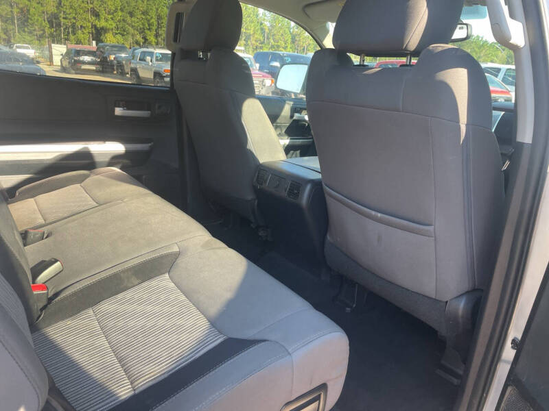 2017 Toyota Tundra SR5