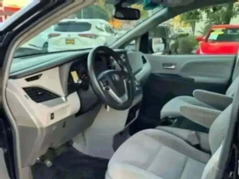 2017 Toyota Sienna
