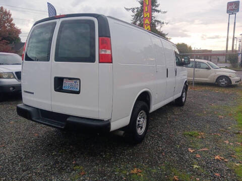 2018 Chevrolet Express 2500
