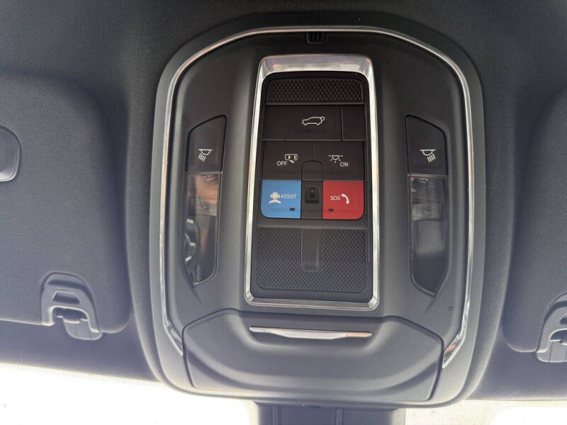 2023 Jeep Wagoneer L Series II