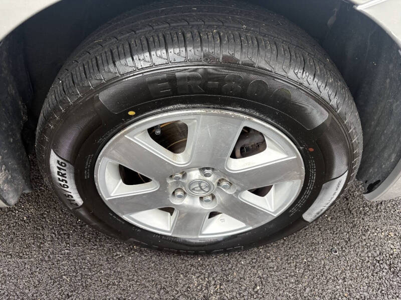 2004 Toyota Sienna CE 7 Passenger