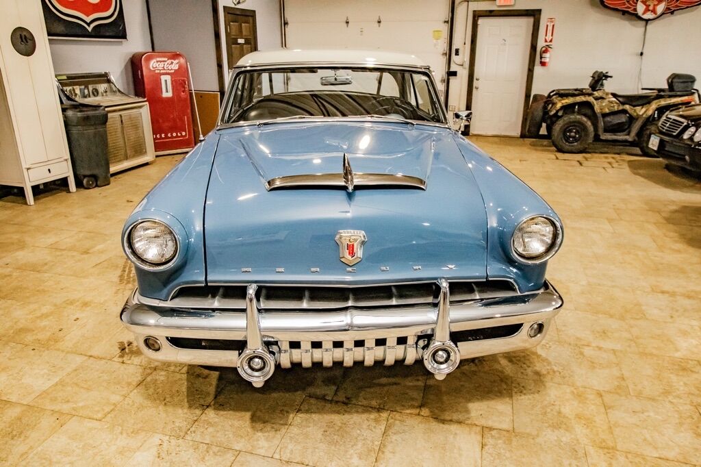 1952 Mercury Monterey 14