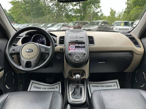 2013 Kia Soul +