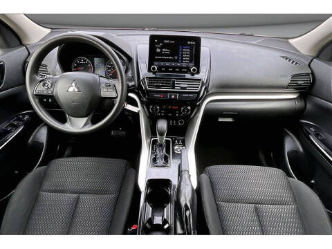 2023 Mitsubishi Eclipse Cross LE