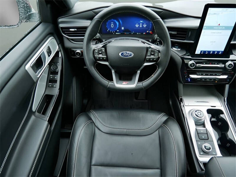 2023 Ford Explorer ST