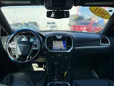 2011 Chrysler 300 Limited